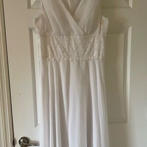 Elegant White Lace Dress